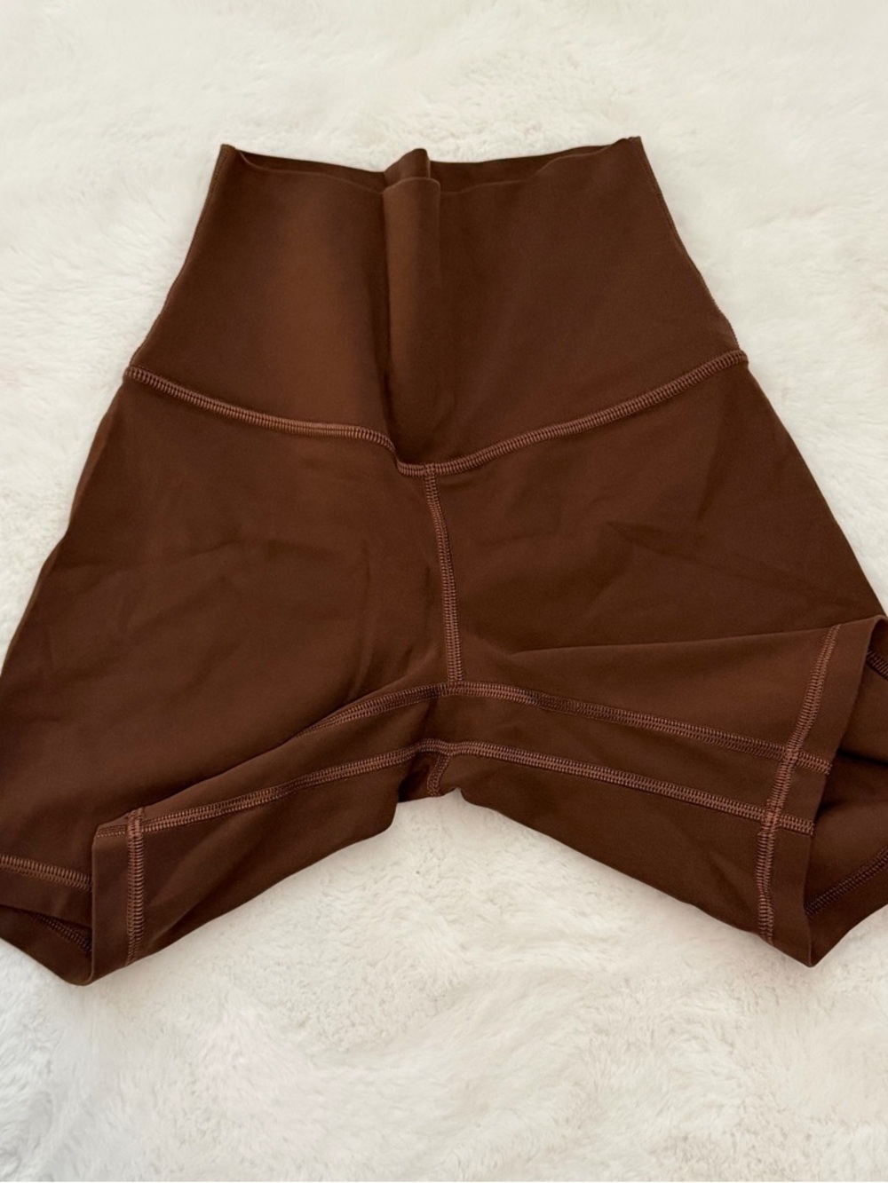 Lululemon Align High-Rise Espresso Shorts 6” - Picture 6 of 12